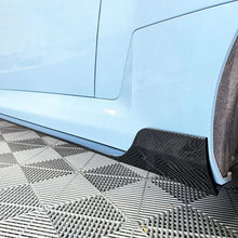 Load image into Gallery viewer, BMW 2 Series G87 M2 Carbon Fiber A Style Side Skirts (2023+)