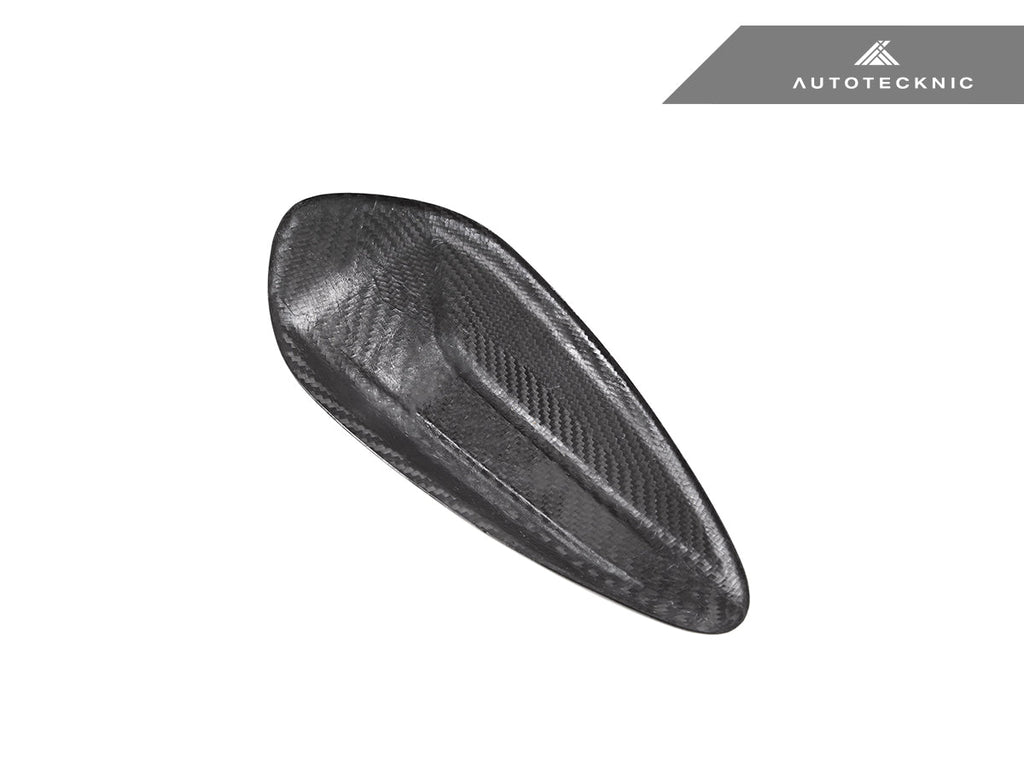 AutoTecknic Dry Carbon Roof Antenna Cover - G09 XM