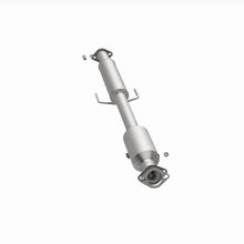 Load image into Gallery viewer, Magnaflow 2015 Kia Optima 2.4L Direct Fit Cat Converter (California Grade)