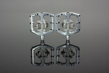 Load image into Gallery viewer, Renthal Cycle Revo- DHC Pedal- Polished Silver