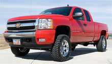 Load image into Gallery viewer, Tuff Country 07-13 Chevy Silverado 1500 4x4 4in Uni-Ball Lift Kit (SX8000 Shocks)
