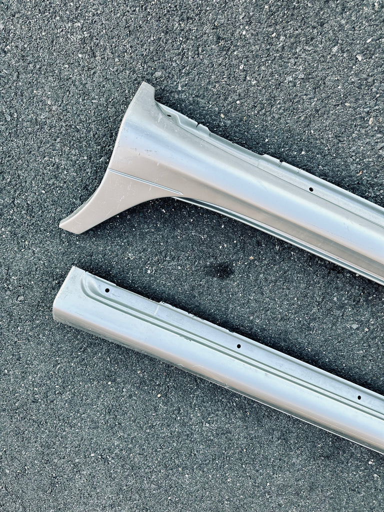 Auto Couture Side Skirt Pair ( ALL YEAR LS430 UCF30/31 )