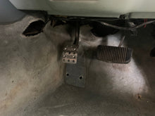 Load image into Gallery viewer, 91-97 Aristo Clutch Pedal Kit