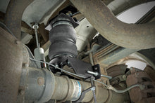 Load image into Gallery viewer, Air Spring Kit w/compressor | Ford F-250/F-350 Super Duty 4WD (2005-2016)