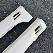 Load image into Gallery viewer, White Unknown Brand Side Skirt Pair  ( ALL YEAR LS430 UCF30/31 )