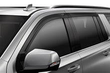 Load image into Gallery viewer, Husky Liners 05-20 Nissan Frontier CC Ventvisor Low Profile 4pc - Matte Black