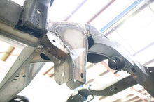Load image into Gallery viewer, Rustbuster Rear Track Bar Bracket