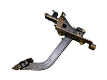 Load image into Gallery viewer, 97-05 Aristo Clutch Pedal Kit RHD