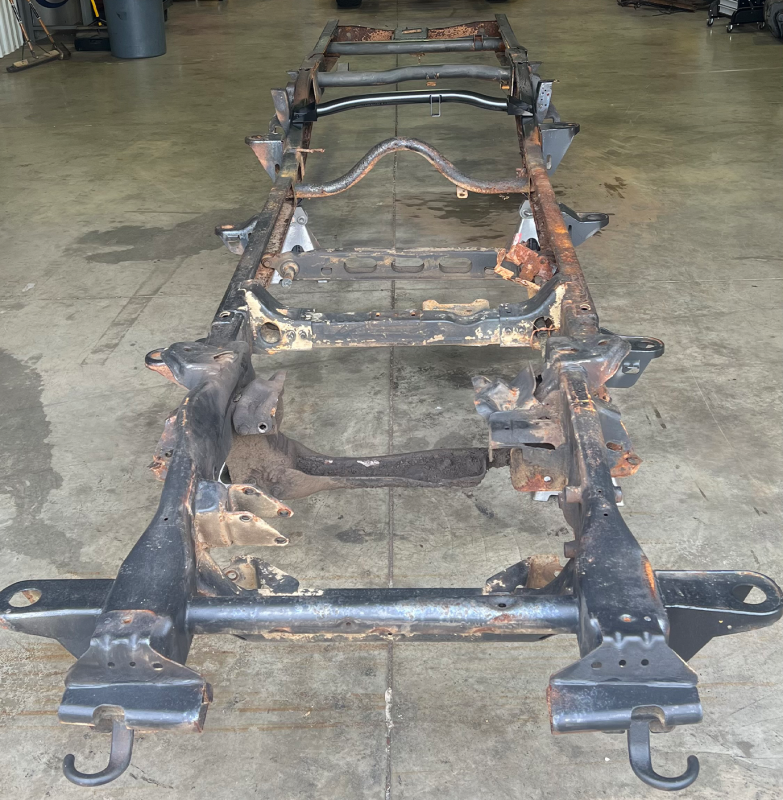 Rust Buster 1999-2004 + 2006 Chevy Silverado 1500 ward Fuel Tank Crossmember