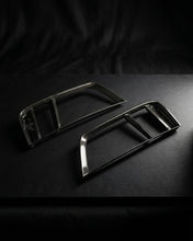 Load image into Gallery viewer, 2016–2018 Audi R8 V10 &amp; V10 Plus Coupe Rear Bumper Vent Covers – Carbon Fiber