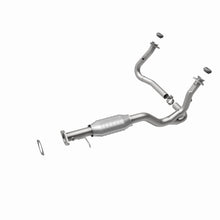 Load image into Gallery viewer, MagnaFlow Conv DF 2000 S10 4.3L 4WD