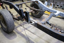 Load image into Gallery viewer, Rust Buster 88-95 Toyota Pickups Middle Body Mount- (Left)