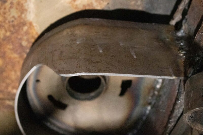 Rust Buster Avalanche/Suburban/Yukon Rear Upper Coil Spring Bucket - Right