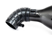 Load image into Gallery viewer, Eventuri Lotus Emira Carbon Intake - EVE-EMV6-CF-INT - Image 5