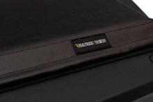 Load image into Gallery viewer, Truxedo 01-04 Toyota Tacoma Double Cab 5ft Lo Pro Bed Cover