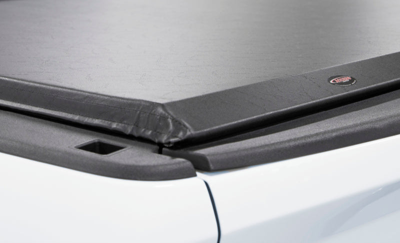 Access 20-22 Jeep Gladiator 5ft Bed Limited Roll-Up Tonneau Cover