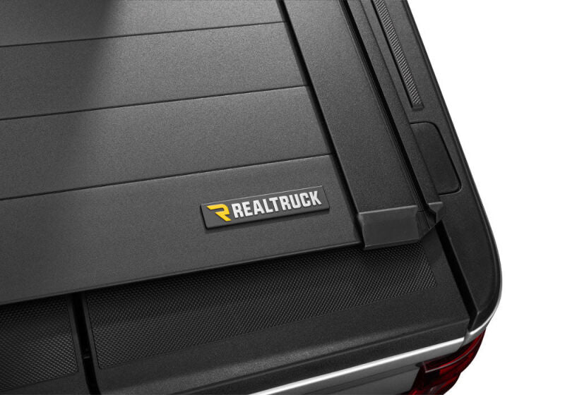 Retrax 22-26 Toyota Tundra CrewMax 5.5ft w/Deck Rail Sys (No Bed Box) RetraxPRO EZ-Off FRC-4000