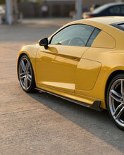 Load image into Gallery viewer, 2017–2024 Audi R8 V10 / V10 GT Coupe 4S Gen 2 Side Skirts – Carbon Fiber