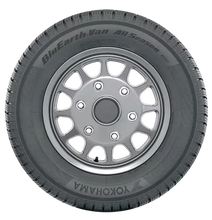 Load image into Gallery viewer, Yokohama RY61 Tire - LT225/75R16 115/112R