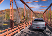 Load image into Gallery viewer, Extang 2022 Toyota Tundra (5 1/2 ft) Trifecta ALX (Works w/Rail System)