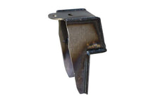 Load image into Gallery viewer, RustBuster 11-19 Chevy Silverado 2500HD/3500HD 6.5ft Bed Front Bed Mount - Right