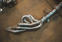 Load image into Gallery viewer, Audi R8 Valved Exhaust System