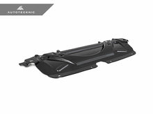 Load image into Gallery viewer, AutoTecknic Dry Carbon Fiber Crosslink Cooling Shroud - G90/ G99 M5
