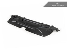 Load image into Gallery viewer, AutoTecknic Dry Carbon Fiber Crosslink Cooling Shroud - G90/ G99 M5