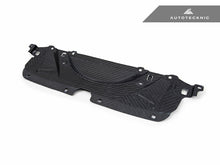 Load image into Gallery viewer, AutoTecknic Dry Carbon Fiber Crosslink Cooling Shroud - G90/ G99 M5