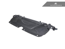 Load image into Gallery viewer, AutoTecknic Dry Carbon Fiber Crosslink Cooling Shroud - G90/ G99 M5