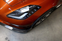 Load image into Gallery viewer, Chevrolet Corvette C7/ C7 Z06 Carbon Fiber Front Airdam/ Lip