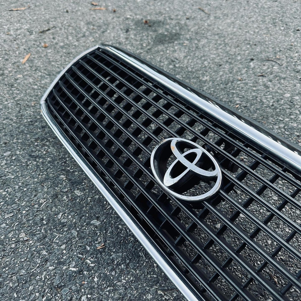 OEM Celsior Grille