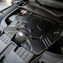 Load image into Gallery viewer, Eventuri 3.0 Turbo V6 Black Carbon Intake System - EVE-CYNV6-CF-INT - Image 5
