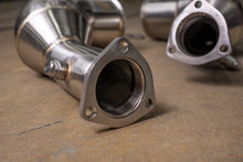 Load image into Gallery viewer, Audi C8 RS6 / RS7 400 Cell Catted Downpipes