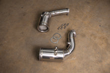 Load image into Gallery viewer, Porsche Cayenne Turbo S/GT/GTS 400 Cell Catted Downpipes