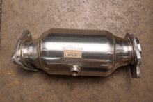 Load image into Gallery viewer, Chevy Corvette C8 / C8 Z06 400 Cell Catted Downpipes