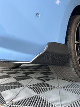Load image into Gallery viewer, BMW 2 Series G87 M2 Carbon Fiber AT Rear Splitters (2023+)