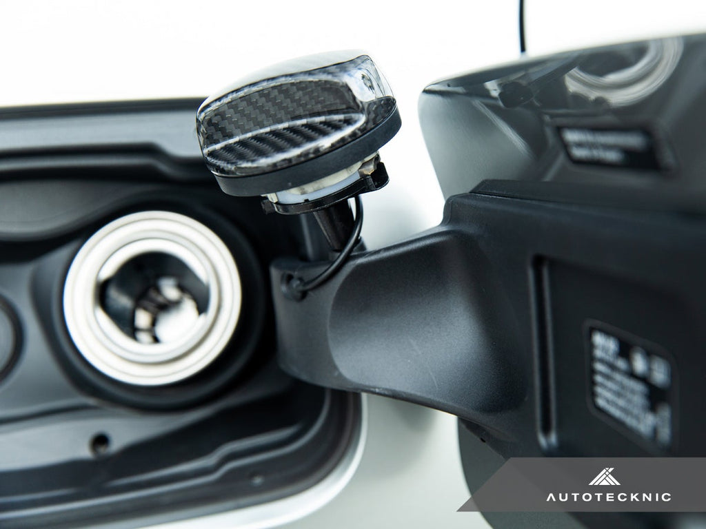AutoTecknic Dry Carbon Competition Fuel Cap Cover - MINI R52 | R57 Cabrio