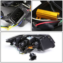 Load image into Gallery viewer, 06-12 BMW 3-Series E90 3D Crystal Halo Projector LED Headlights Chrome
