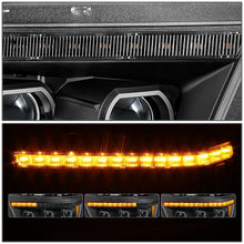 Load image into Gallery viewer, 2019-2024 RAM 1500 OE Style Headlights - Black Housing Amber Corner
