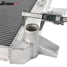 Load image into Gallery viewer, Fits 01-05 Chevy Silverado GMC Sierra 2500 3500 6.6L Cooling Radiator