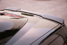 Load image into Gallery viewer, Chevrolet Corvette C6 / C6 Z06 Carbon Fiber Rear Deck Spoiler