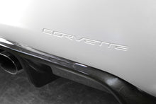 Load image into Gallery viewer, Chevrolet Corvette C6 / C6 Z06 Carbon Fiber Rear Diffuser