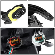 Load image into Gallery viewer, 2017-2020 Nissan Rogue OE Style Halogen Headlight - Left Side