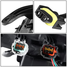 Load image into Gallery viewer, 2017-2020 Nissan Rogue OE Style Halogen Headlight - Right Side