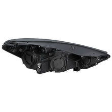 Load image into Gallery viewer, 2019-2021 Hyundai Tucson OE Style Left Halogen Headlight