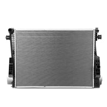 Load image into Gallery viewer, 2008-2010 Ford F-250 F-350 F-450 F-550 Super Duty OEM Radiator