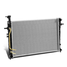 Load image into Gallery viewer, 06-10 Hyundai Tucson / Kia Sportage OEM Radiator 2.0L FWD