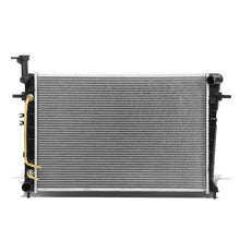 Load image into Gallery viewer, 06-10 Hyundai Tucson / Kia Sportage OEM Radiator 2.0L FWD