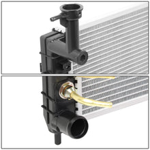 Load image into Gallery viewer, 06-10 Hyundai Tucson / Kia Sportage OEM Radiator 2.0L FWD